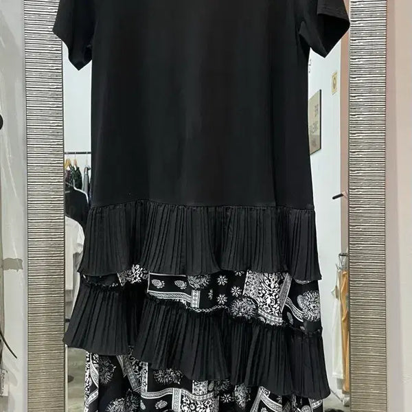 [BUNJANG] L'ECCOVE Black Pleated Dress / L'ECCOVE 블랙 플리츠 원피스