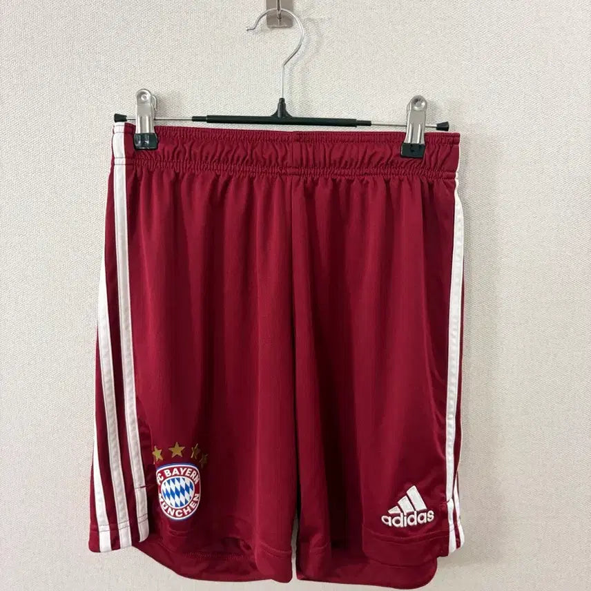 [BUNJANG] Adidas Bayern Munich Shorts / 아디다스(adidas) 바이에른 뮌헨 반바지 24인치