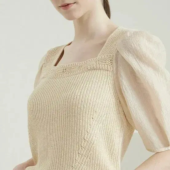 [BUNJANG] TIME 21SS Square Neck Puff Sleeve Knit Top / 타임 21ss 스퀘어넥 퍼프소매 니트 탑