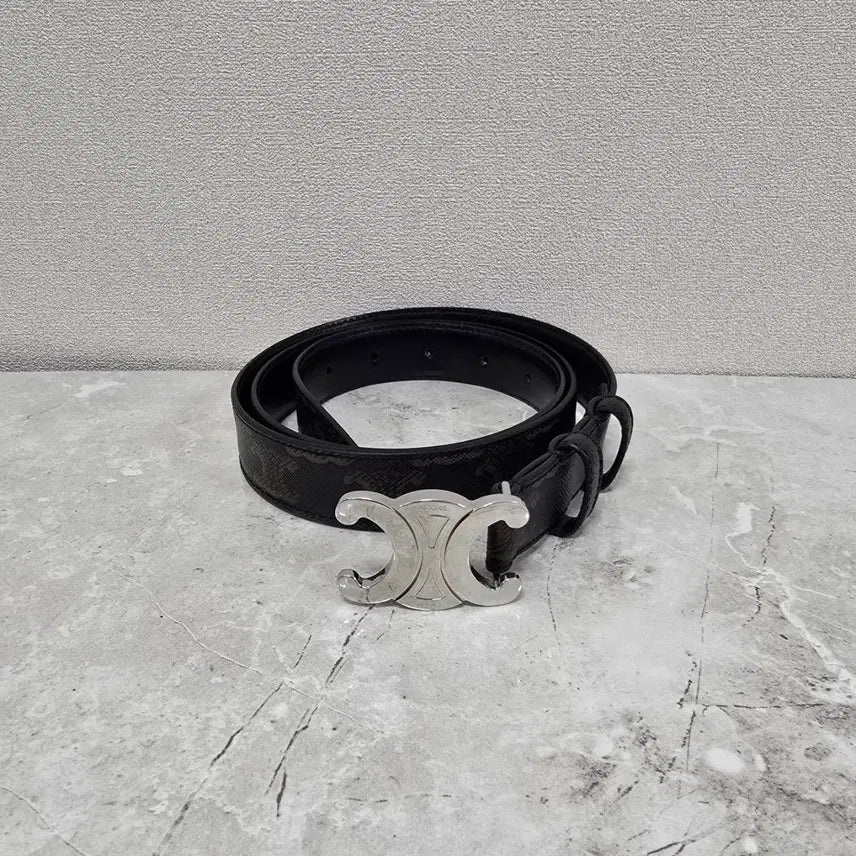 [BUNJANG] Celine Logo Belt Size 95 / 셀린느 로고 벨트 95사이즈 판매