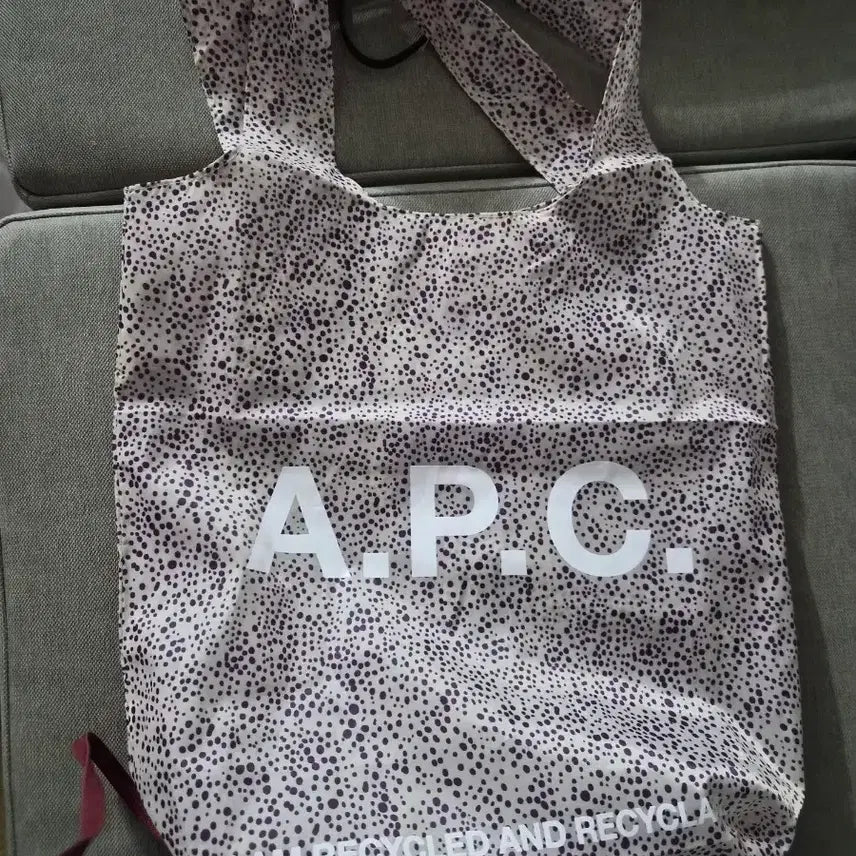 [BUNJANG] A.P.C. Polka Dot Pattern Shopping Bag / A.P.C. 도트 패턴 장바구니
