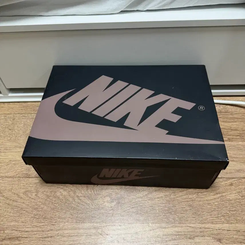[BUNJANG] Nike Air Jordan 1 Low OG Mocha Sneakers (290) / 나이키 에어 조던 1 로우 OG 모카 290