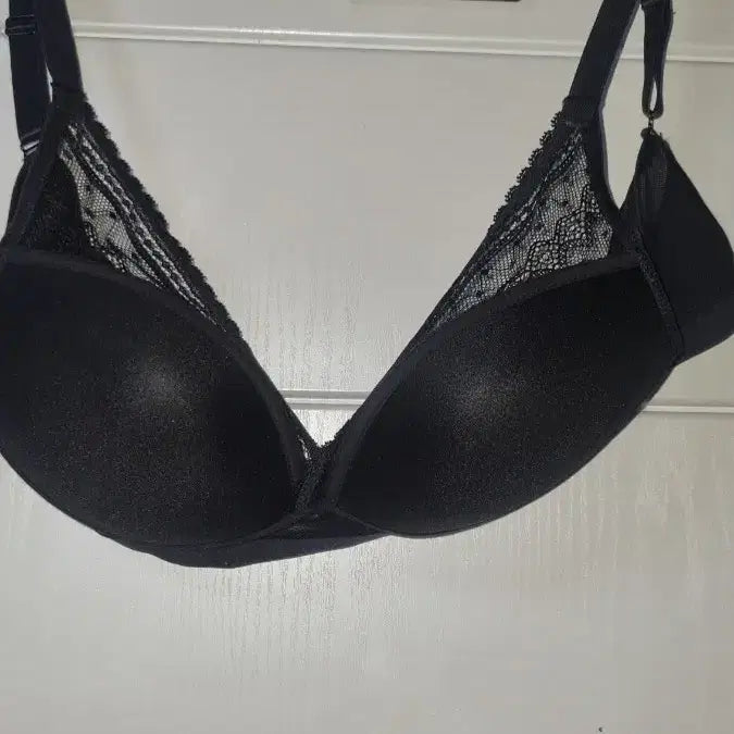 [BUNJANG] FLEX Black Lace Bra - Size 75B / 블랙 레이스