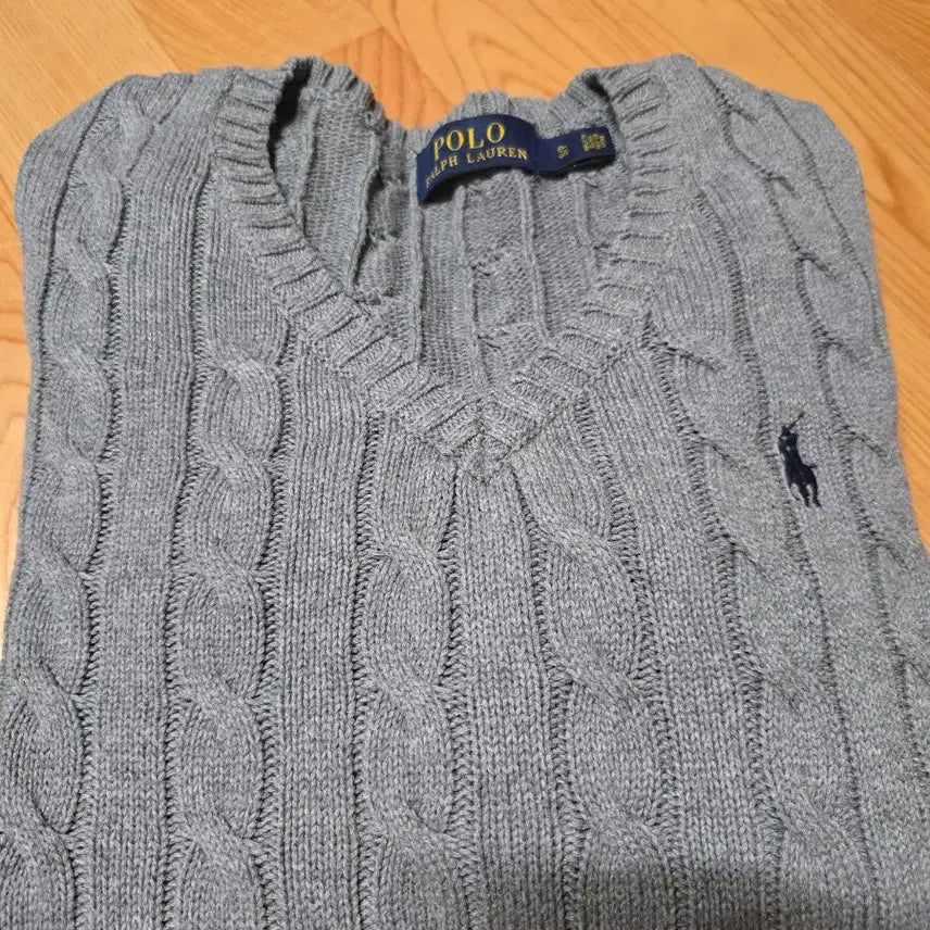 [BUNJANG] Polo Ralph Lauren Women's Grey Cable V-Neck Knit Sweater / 폴로 랄프로렌 여성 그레이 케이블 브이넥 니트