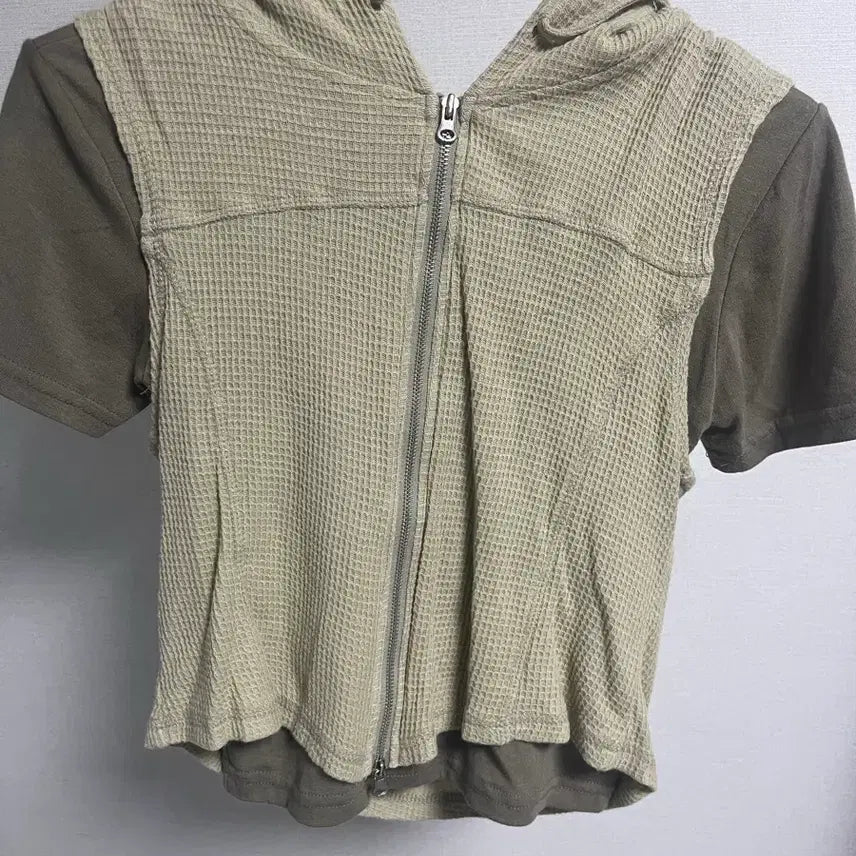 [BUNJANG] Dark Green Short Sleeve T-Shirt / 녹색 반팔티