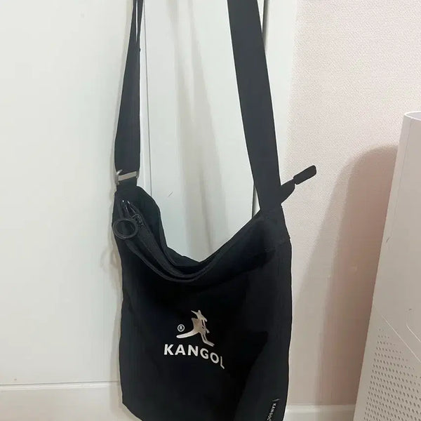 [BUNJANG] Kangol Crossbody Bag / 캉골 크로스백