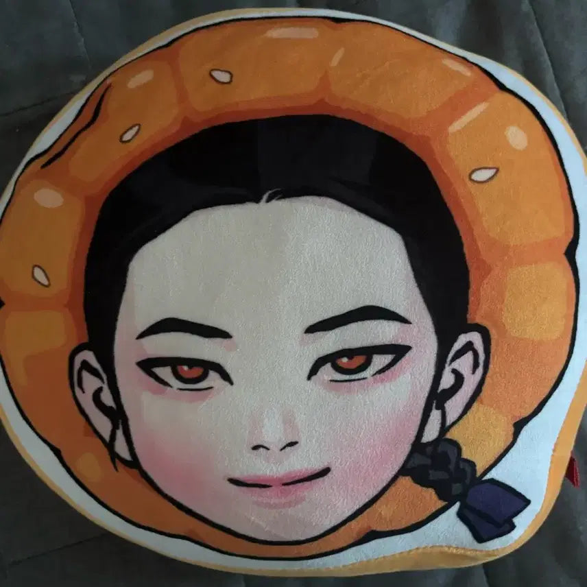 [BUNJANG] Unholy Blood Yoon Seungho Cushion / 야화첩 윤승호 쿠션