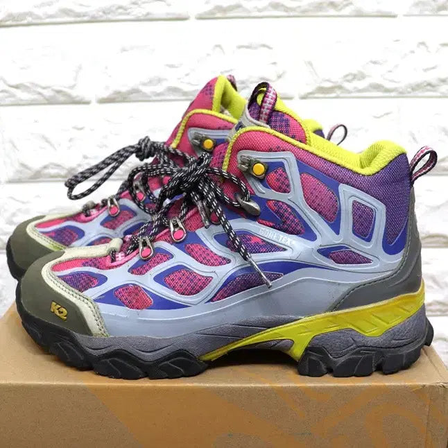 [BUNJANG] K2 Trekking Shoes (Women's 250) / R179 k2 트레킹화 등산화/ 여250 /사용감/사놀까