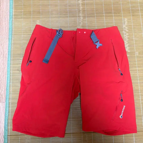[BUNJANG] Montaine Red Zipper Pocket Shorts / L)몬테인 숏 팬츠