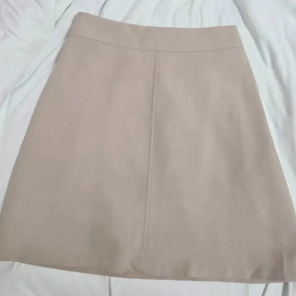 [BUNJANG] Beige A-Line Mini Skirt / (새상품)베이지A라인 스커트
