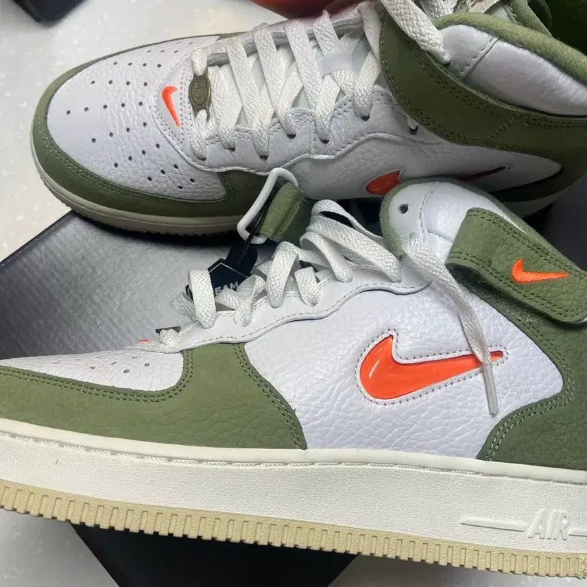 [BUNJANG] Nike Air Force 1 Mid Olive Orange Shoes / 나이키 에어포스 1 미드 올리브 오렌지 265