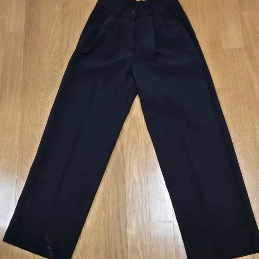 [BUNJANG] Wide Pintuck Slacks S / 와이드 핀턱 슬랙스 S