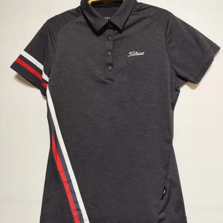 [BUNJANG] Titleist Women's Short Sleeve Collared Polo Shirt - Dark Gray / 타이틀리스트 골프웨어 여성 반팔 카라티 짙은 회색