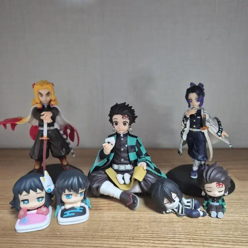 [BUNJANG] Demon Slayer Figure Set / [가격고정] 귀멸의 칼날 피규어 세트