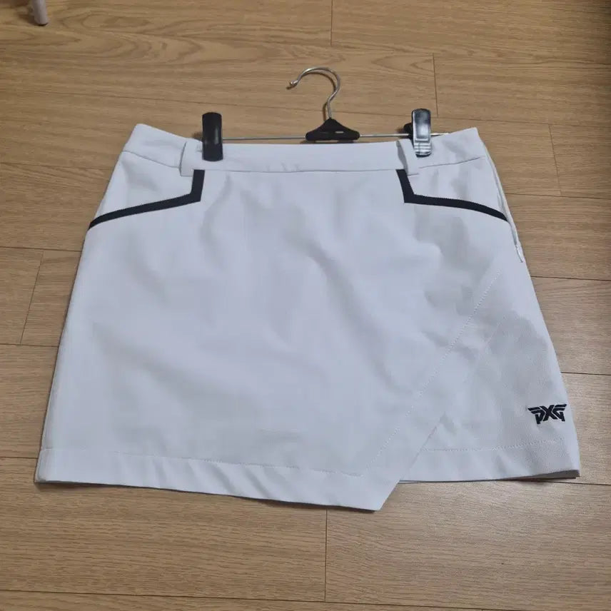 [BUNJANG] PXG Women's Golf Skirt - Size S / PXG 정품 거의새거 여성 골프 스커트 S