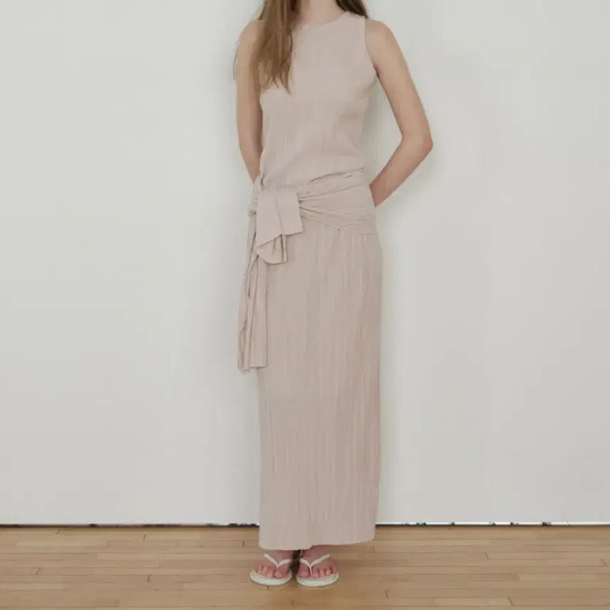 [BUNJANG] Arto Pleated Top & Scarf, Skirt Set / 아르토 플리츠 탑&스카프, 스커트 세트