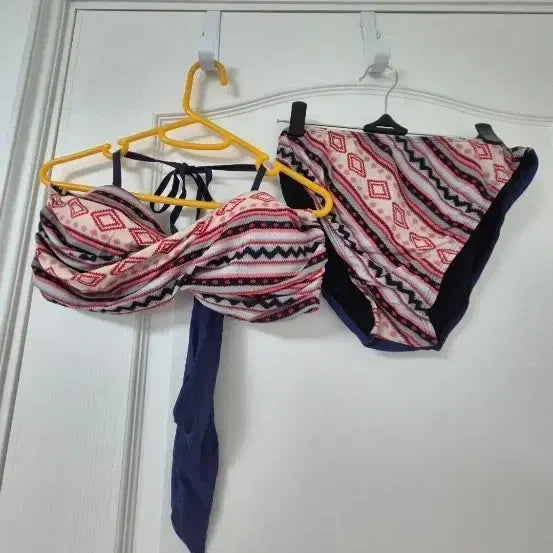[BUNJANG] Women's Bikini Set 2-Piece Pattern / 여성 수영복 비키니 2종 패턴