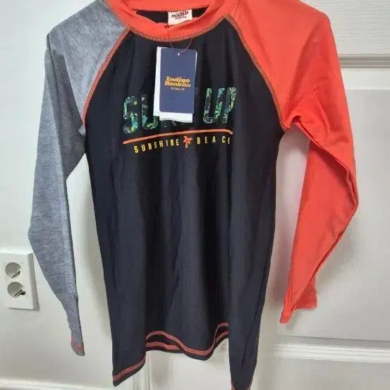 [BUNJANG] Indigo Banksy Rash Guard Black/Orange / 인디고 뱅키스 래쉬가드 블랙 오렌지