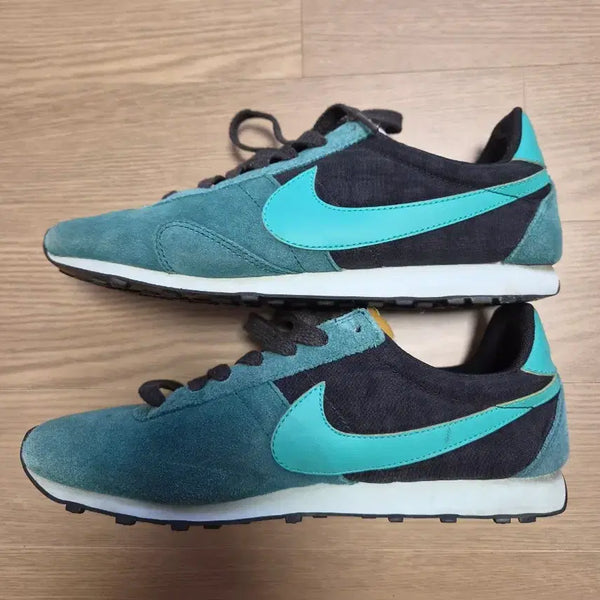 [BUNJANG] Nike Vintage Montreal Racer Dark Green (260) / 나이키 빈티지 몬트리올레이서 다크그린 260