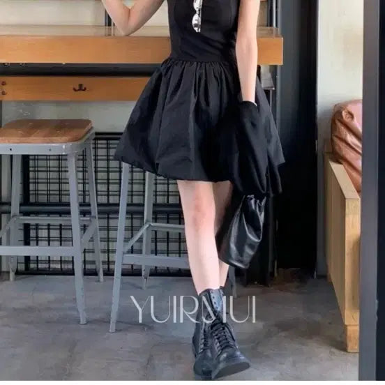 [BUNJANG] Bergamot Obli A-Line Balloon Fit Mini Dress / 베르가못 오블리 미니 원피스 a라인 벌룬핏
