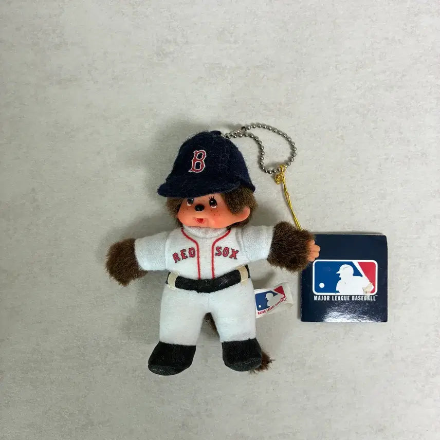 [BUNJANG] Monchhichi Baseball Red Sox Keyring / (고전) 몬치치 야구 레드삭스 키링
