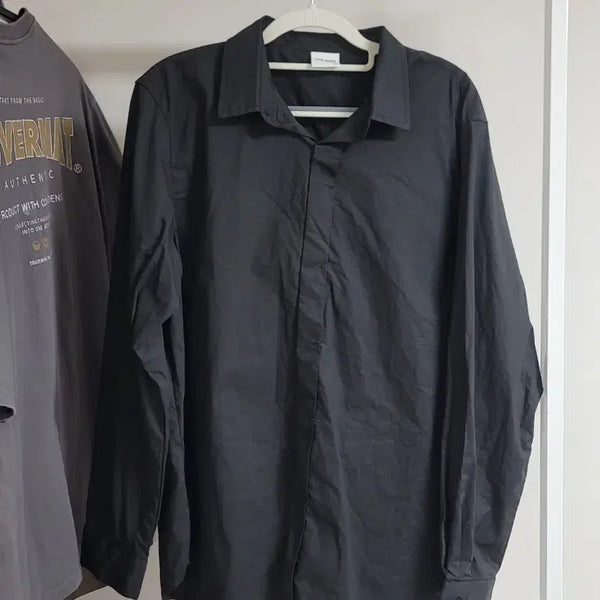 [BUNJANG] Topnote Black Oversized Crinkled Shirt / 탑노트 블랙 오버핏 바스락 셔츠