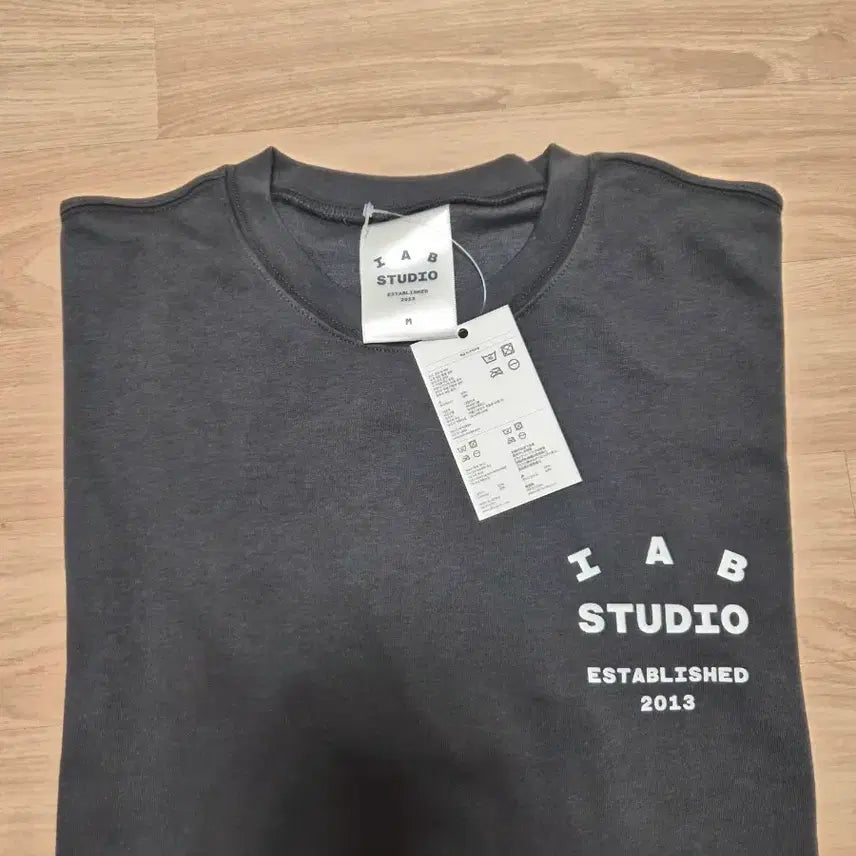 [BUNJANG] IAB STUDIO Short Sleeve T-Shirt Charcoal M / 아이앱 반팔 챠콜 M