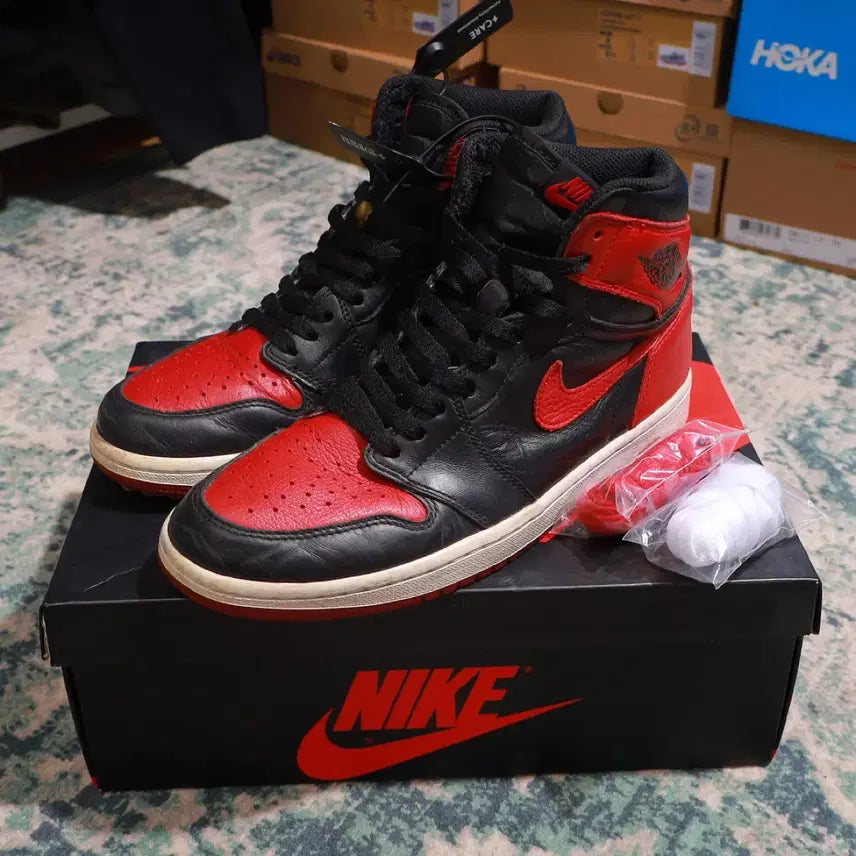 [BUNJANG] Nike Air Jordan 1 Retro High OG Bred 2016 Men's Sneakers Size 265mm / Jordan 에어 조던 1 레트로 하이 OG 브레드 2016 265