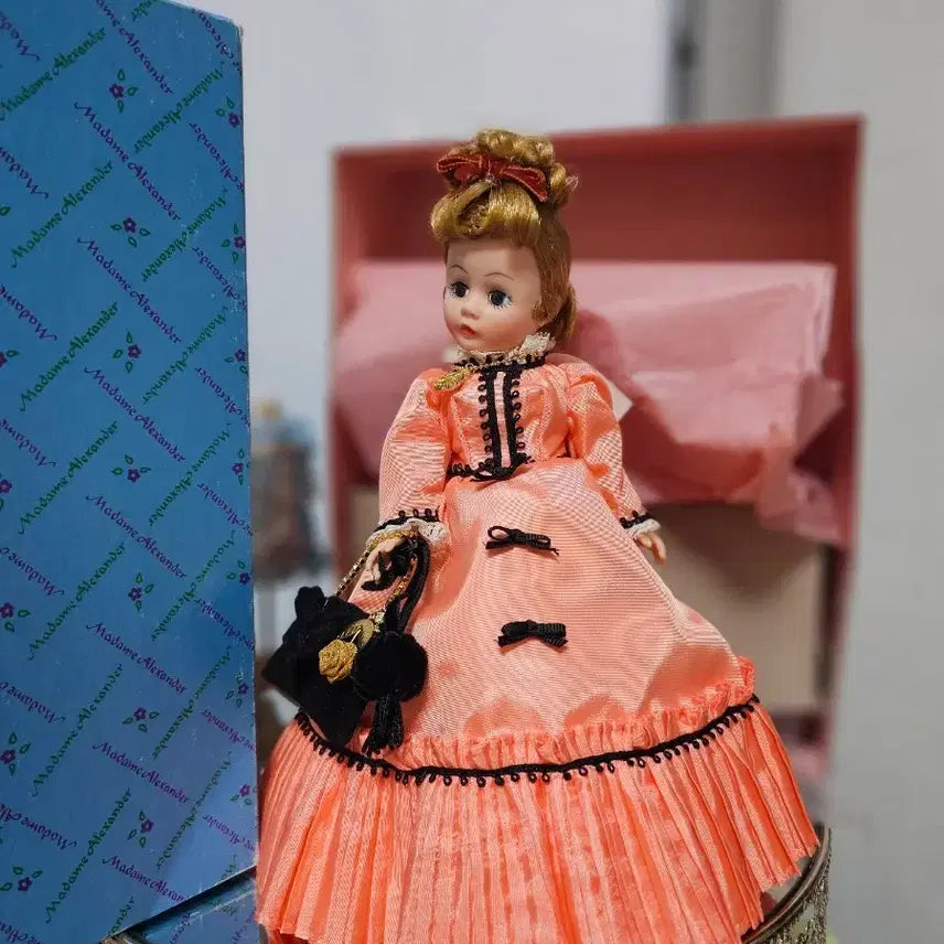 [BUNJANG] Madame Alexander Jasmine Coral Pink Dress 10-inch Doll / 마담 알렉산더 인형  자스민 코랄 핑크 드레스 10인치