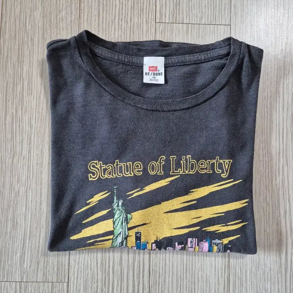 [BUNJANG] RE/DONE x Hanes Statue of Liberty Graphic T-Shirt (XS) / 헤인즈 리던 콜라보 반팔 xs