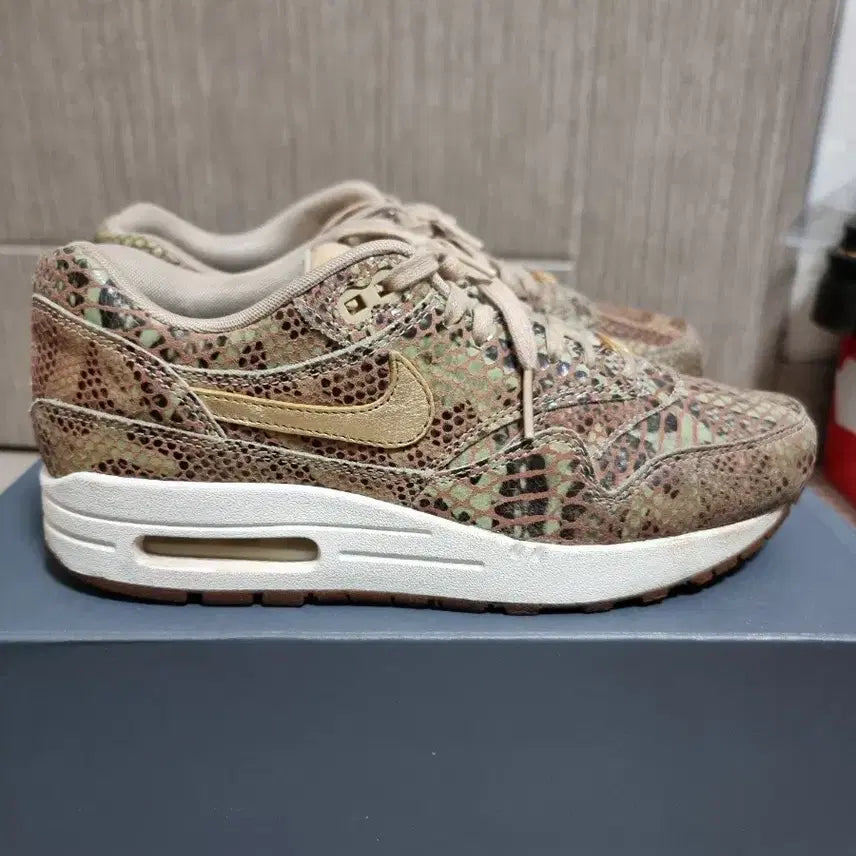 [BUNJANG] Nike Air Max 1 Year of the Snake / 나이키 에어 맥스1 뱀의해 245 사이즈
