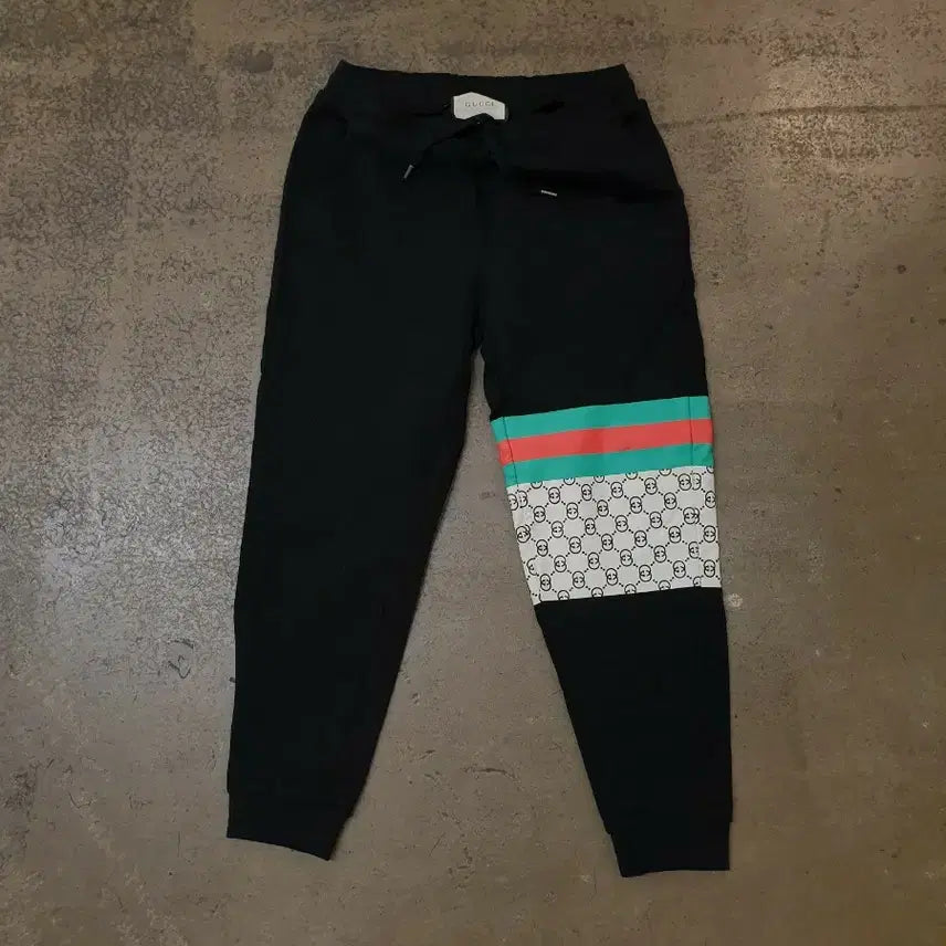 [BUNJANG] Gucci Black Signature Stripe GG Logo Training Pants L / 구찌 트레이닝 팬츠 블랙 L 새상품