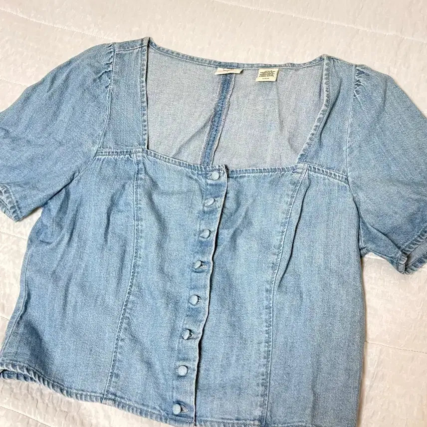 [BUNJANG] Levi's Denim Square Neck Puff Blouse - Size S / 리바이스 데님 스퀘어넥 퍼프 블라우스 S