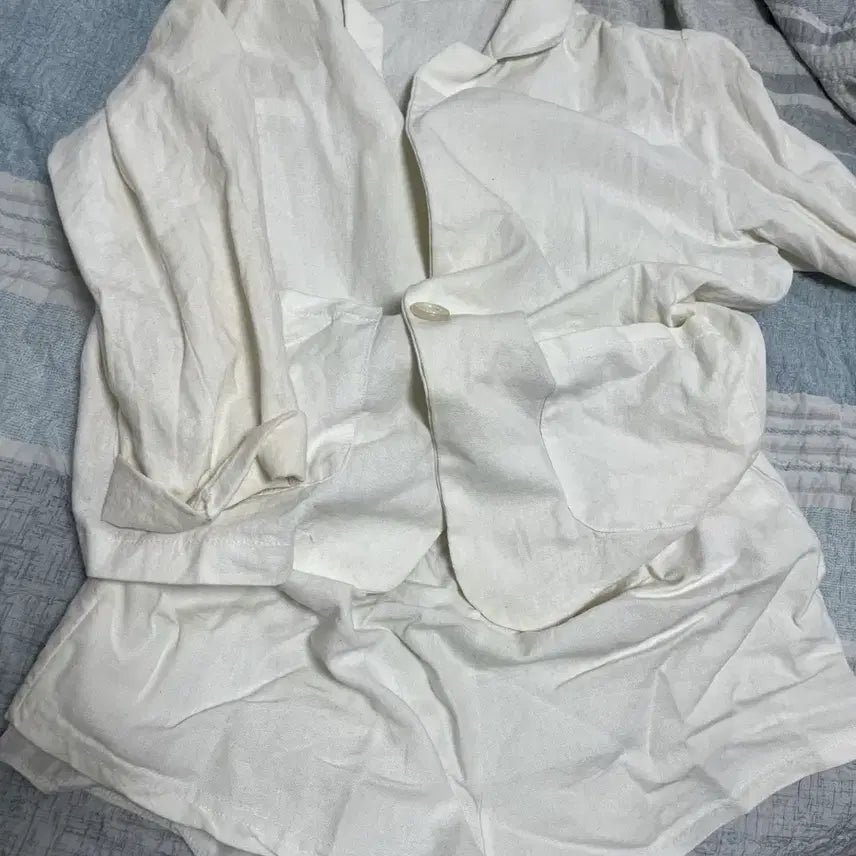 [BUNJANG] White Linen Shirt Jacket and Shorts Set / 화이트 린넨 셔츠 자켓 반바지 하의 셋트
