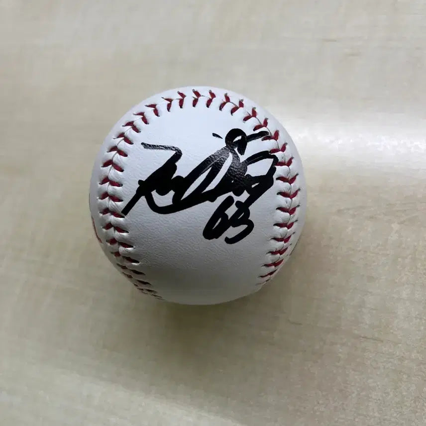 [BUNJANG] Tigers Shirakawa Autographed Baseball / 기아타이거즈 시라카와 싸인볼