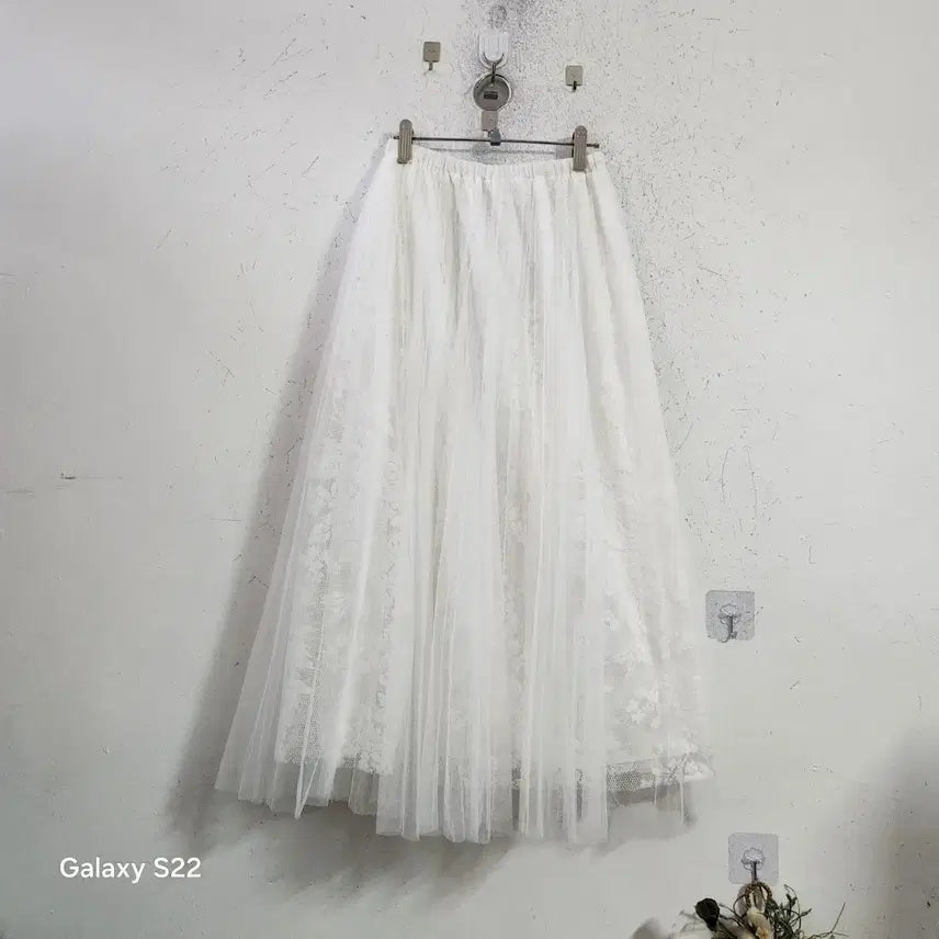 [BUNJANG] White Lace Long Skirt / 화이트 레이스 롱 스커트