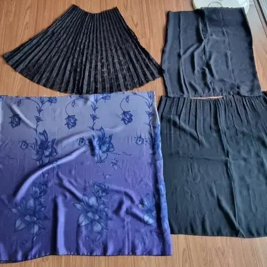 [BUNJANG] Pleated Long Skirt & Purple Floral See-Through Pattern Fabric / 주름 스커트 + 플라워시스루 패턴 통으로되었씀롱 스커트(원단)