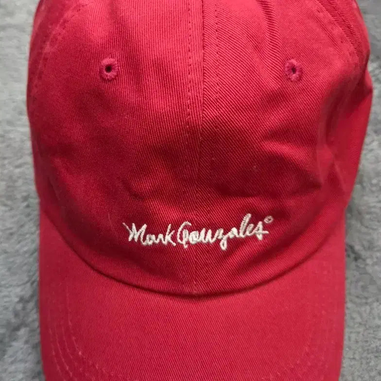 [BUNJANG] Mark Gonzales Red Ball Cap / 마크 곤잘레스 볼캡 레드