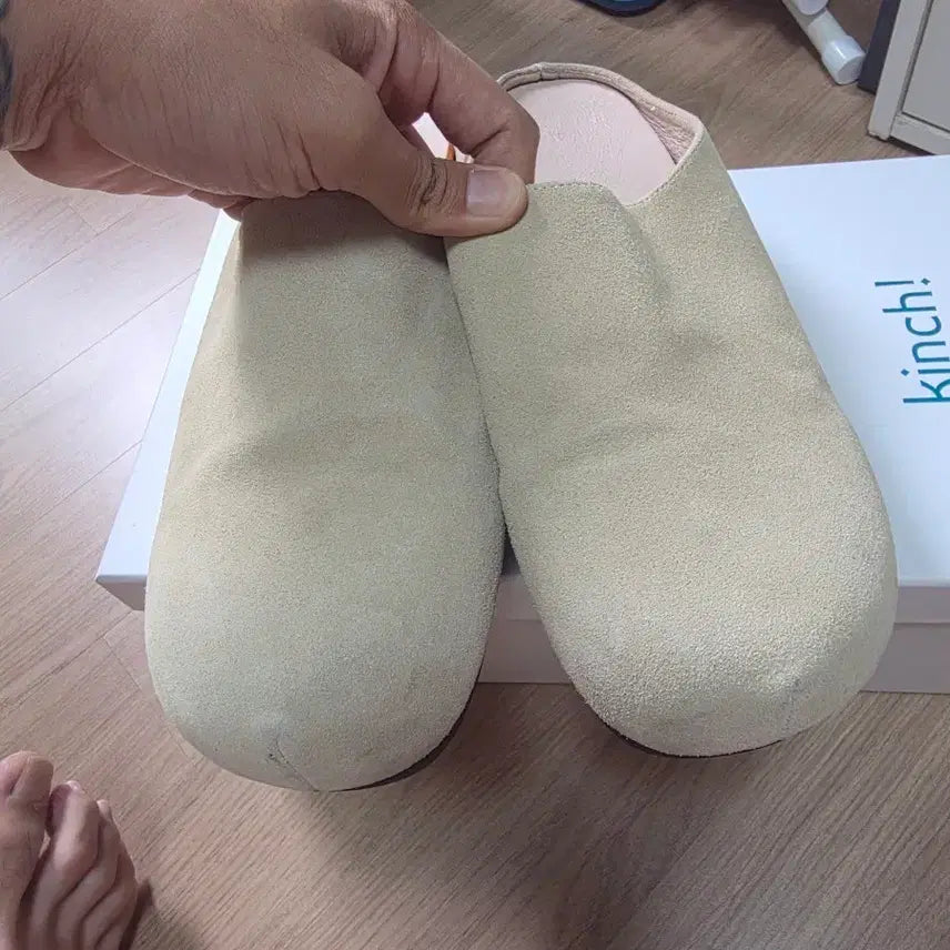 [BUNJANG] Kinch Suede Mules Beige 290 / 킨치 스웨이드 뮬 베이지 290