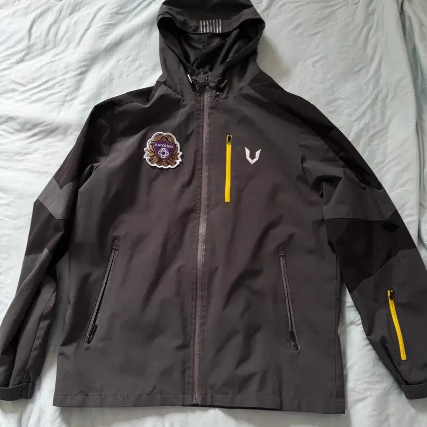[BUNJANG] FC Anyang Windbreaker XL / 안양fc 바람막이