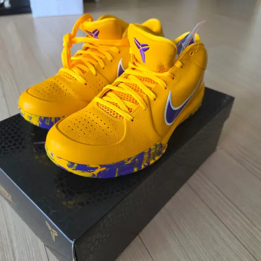 [BUNJANG] Nike Kobe 4 Protro 'Draft Day' Gold and Pierce Sneakers / 나이키 코비 4 드래프트 골드 앤 피어스