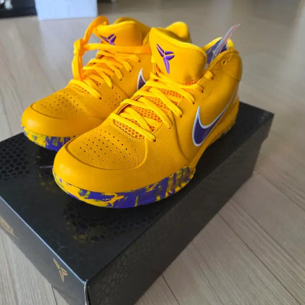 [BUNJANG] Nike Kobe 4 Protro 'Draft Day' Gold and Pierce Sneakers / 나이키 코비 4 드래프트 골드 앤 피어스