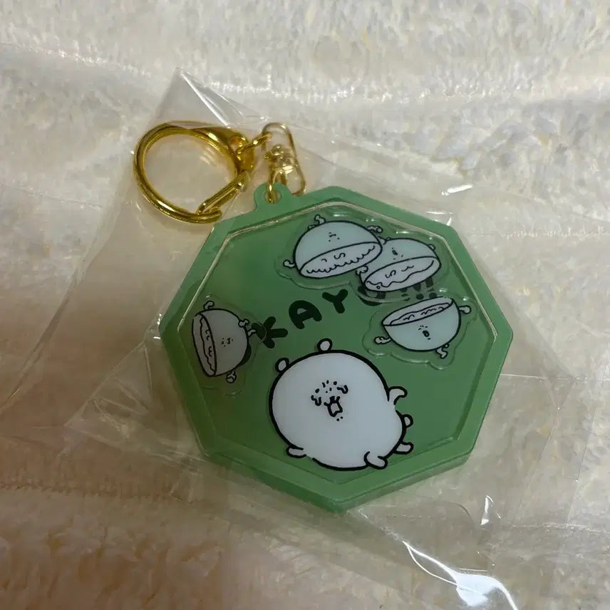 [BUNJANG] Nongdamgom Shaka Shaka Acrylic Keyring / 농담곰 샤카샤카 아크릴 키링