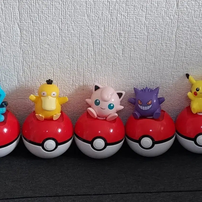 [BUNJANG] Pokemon Monster Ball 5 Types + 2 Types Figure Set / 포켓몬  몬스터볼  5종  +  2종