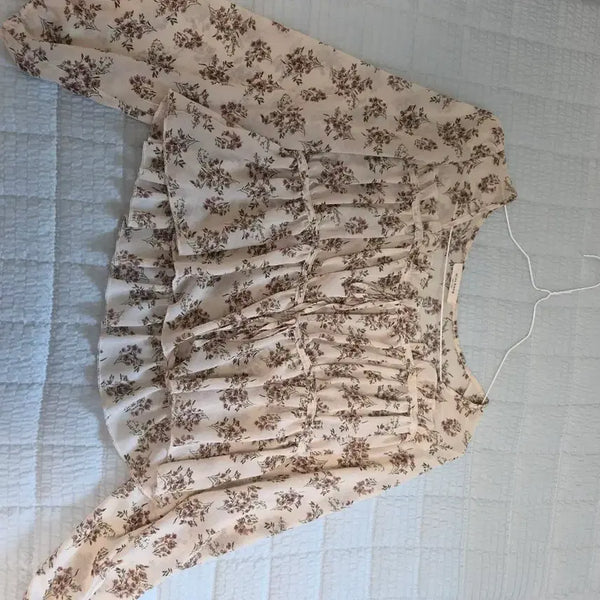 [BUNJANG] Floral Pattern Blouse / 꽃무늬 블라우스