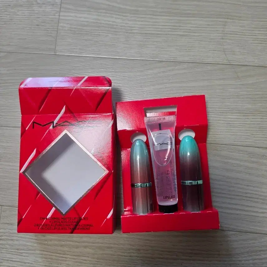 [BUNJANG] MAC Holiday Lipstick & Lipglass Trio Set / 새상품 맥 홀리데이 립스틱 2개 립글로스 1개 세트 3종세트 립트리오