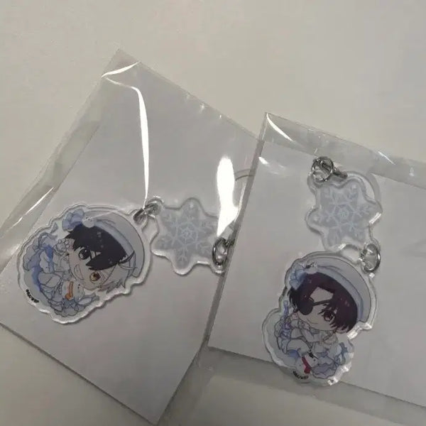 [BUNJANG] WINTER Sakura Acrylic Keyring Charm / 윈브레 스오 사쿠라 윈터 아크릴 키링 챰