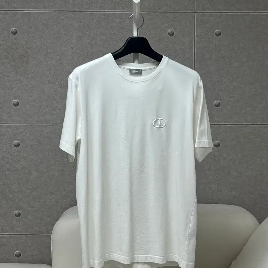 [BUNJANG] Authentic Dior CD Logo Short Sleeve T-Shirt White XL / [정품] XL(105) 디올 CD 로고 반팔티 화이트