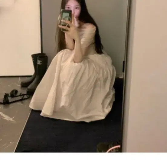 [BUNJANG] Reyeoh Glossy Long Skirt / reyeh Glossy long skirt