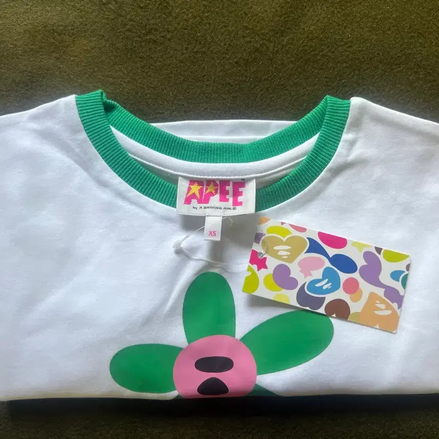 [BUNJANG] Ape Crop Short-Sleeve T-Shirt / 에이프 크롭 반팔티